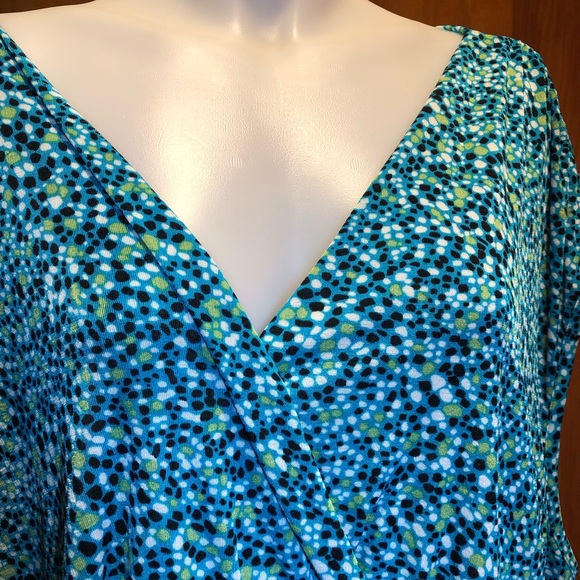 Jaclyn Smith 3X Blouse Black Green White Speckle On Blue PF - Picture 2 of 4